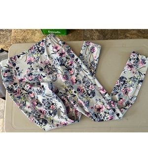 Vera Bradley Floral Leggings